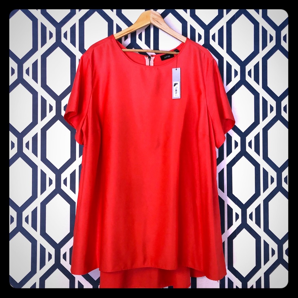 New with tags silky modern coral blouse